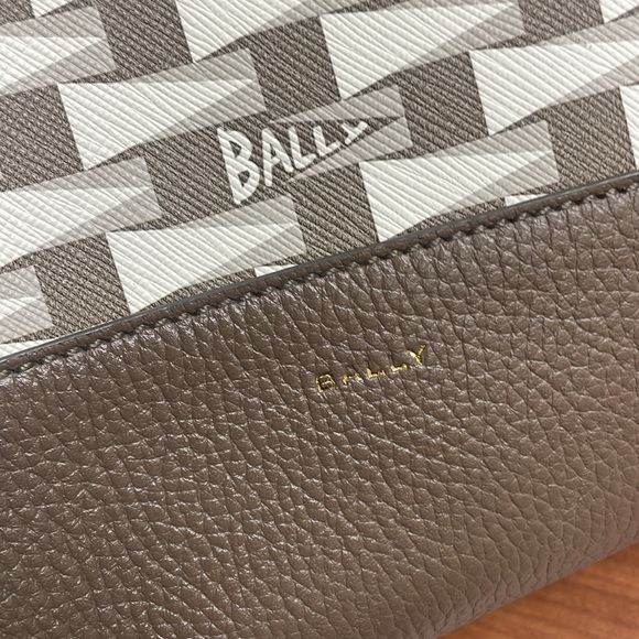 Bally large geometric grey tote bag - Picture 8 of 10